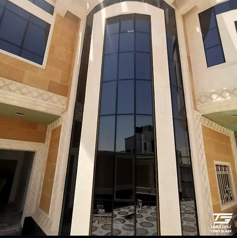 الواجهات الزجاجية — من مشاريع تاون قلاس (8)