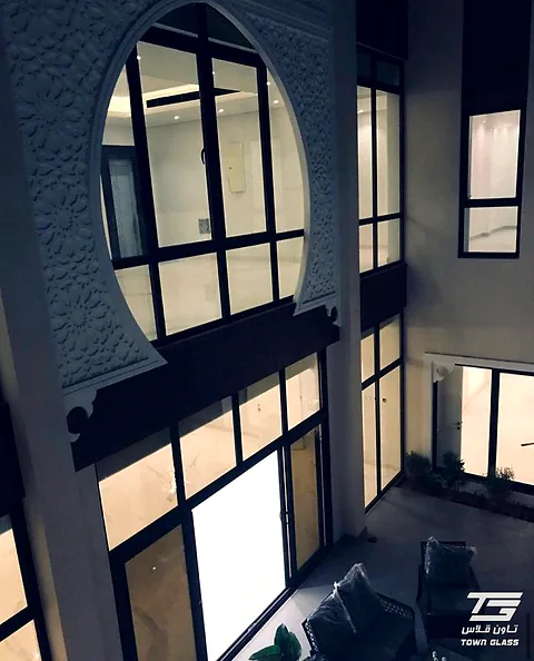 الواجهات الزجاجية — من مشاريع تاون قلاس (26)
