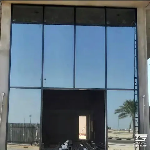 الواجهات الزجاجية — من مشاريع تاون قلاس (42)