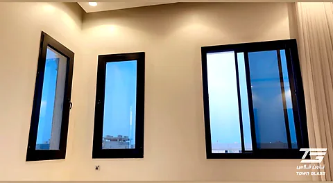 نوافذ الألمنيوم — من مشاريع تاون قلاس (11)